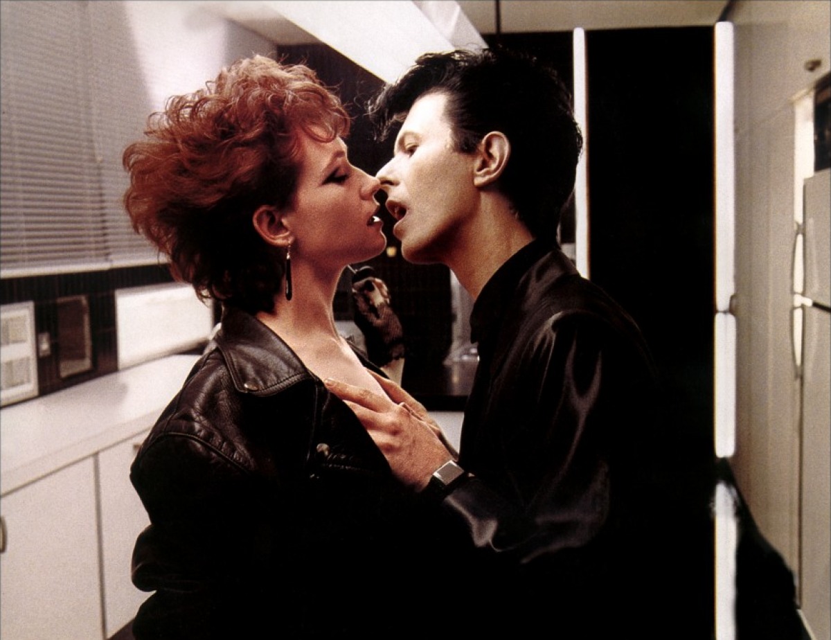 http://www.tumbaabierta.com/wp-content/uploads/2012/08/tumbaabierta_El_Ansia_the-hunger_tony_scott_david_bowie.jpg